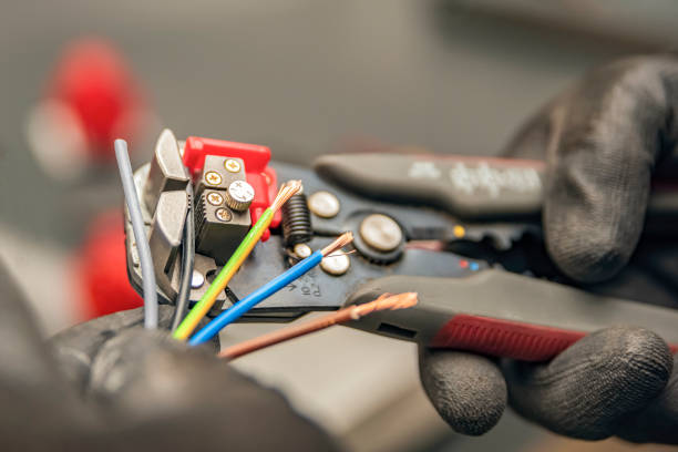 Best Local Electrician Companies  in Oakmont, PA