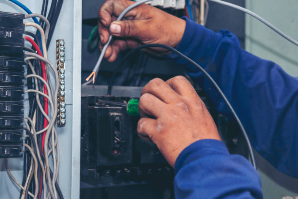 Best Licensed Electrician  in Oakmont, PA